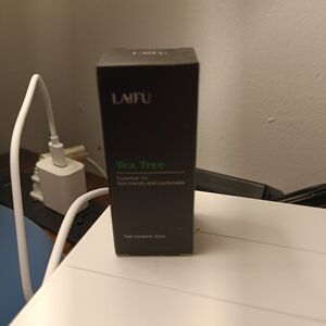 Tea Tree Essential Oil - Black